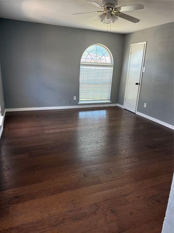 1801 Tameria Drive, Irving, TX 75060