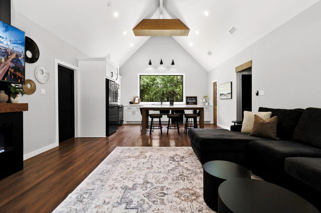 22797 Sharp Road, Montgomery, TX 77356