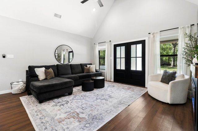 22797 Sharp Road, Montgomery, TX 77356