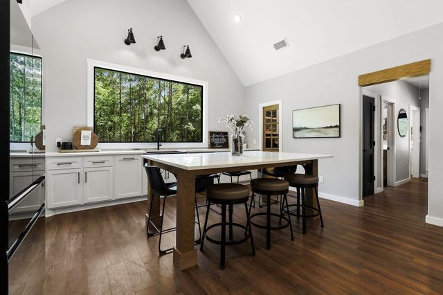 22797 Sharp Road, Montgomery, TX 77356