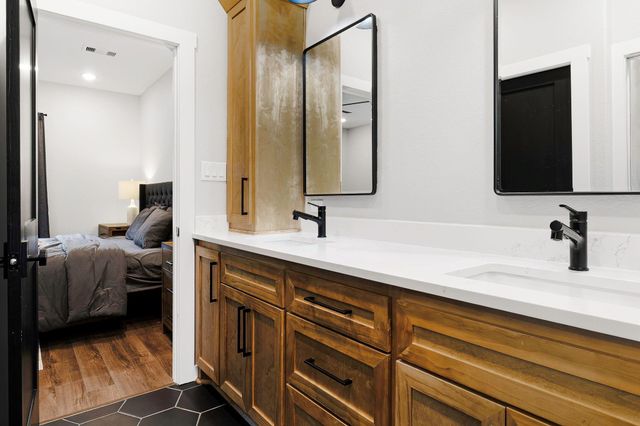 22797 Sharp Road, Montgomery, TX 77356