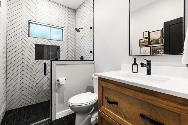 22797 Sharp Road, Montgomery, TX 77356