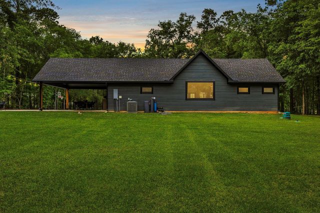 22797 Sharp Road, Montgomery, TX 77356