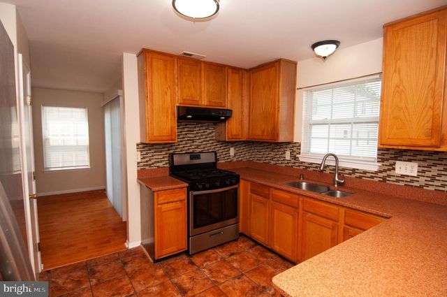 17 YORKSHIRE VILLAGE, Lawrence Township, NJ 08648