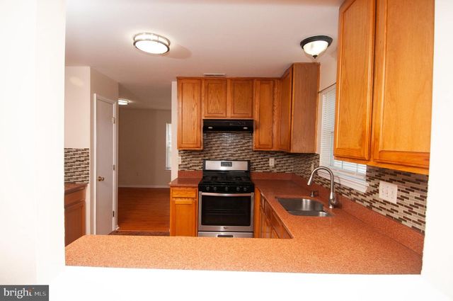 17 YORKSHIRE VILLAGE, Lawrence Township, NJ 08648