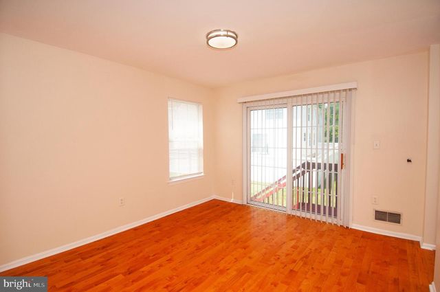 17 YORKSHIRE VILLAGE, Lawrence Township, NJ 08648