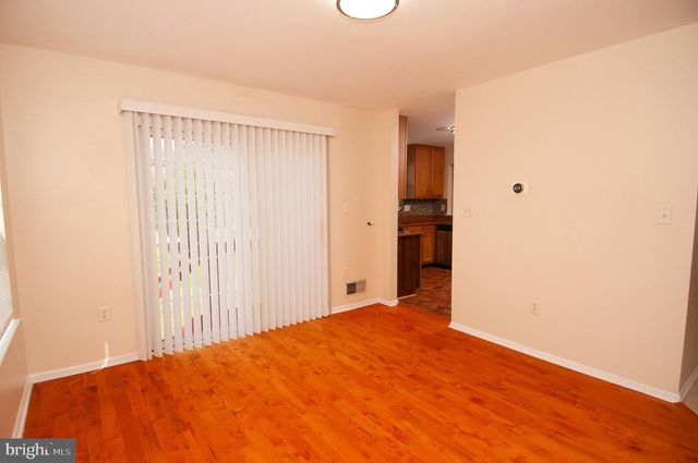 17 YORKSHIRE VILLAGE, Lawrence Township, NJ 08648