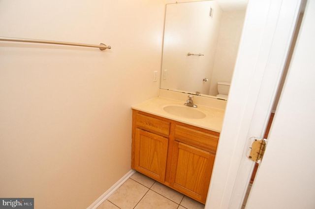 17 YORKSHIRE VILLAGE, Lawrence Township, NJ 08648