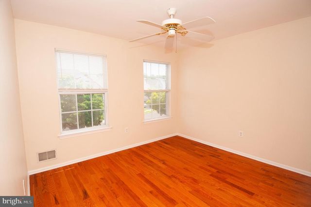 17 YORKSHIRE VILLAGE, Lawrence Township, NJ 08648