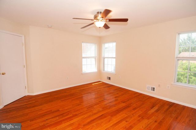 17 YORKSHIRE VILLAGE, Lawrence Township, NJ 08648