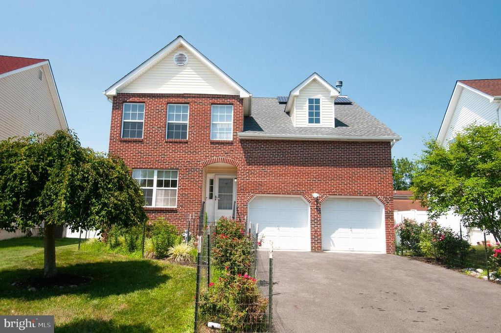 17 YORKSHIRE VILLAGE, Lawrence Township, NJ 08648