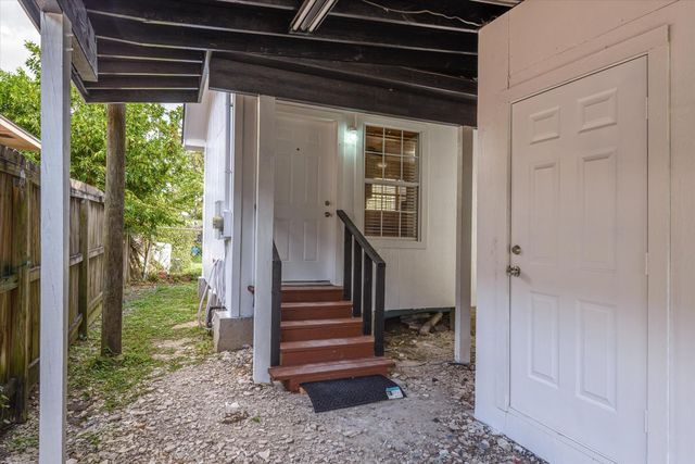 2701 Almendares Avenue, Pasadena, TX 77506