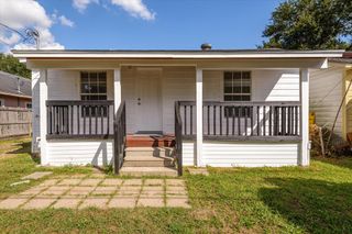 2701 Almendares Avenue, Pasadena, TX 77506