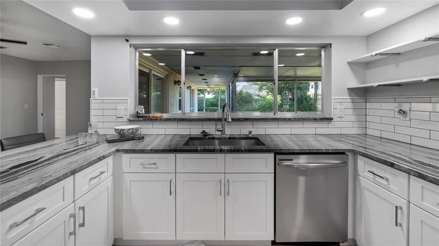 2612 TIMBERLAKE DRIVE, Orlando, FL 32806