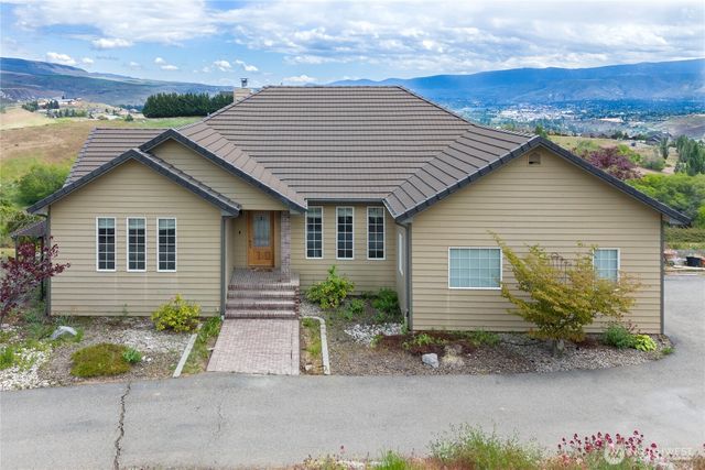1093 Rue Jolie, Wenatchee, WA 98801