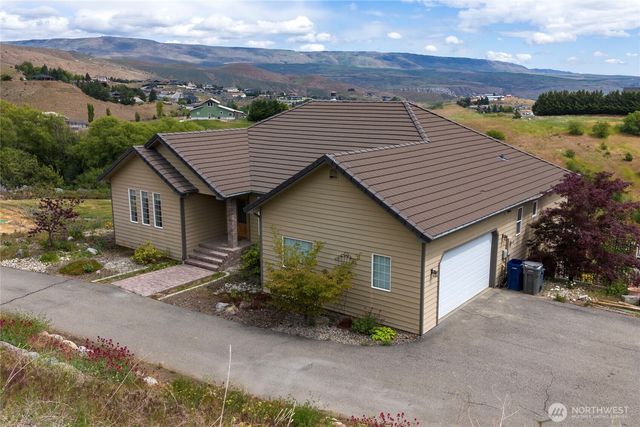 1093 Rue Jolie, Wenatchee, WA 98801