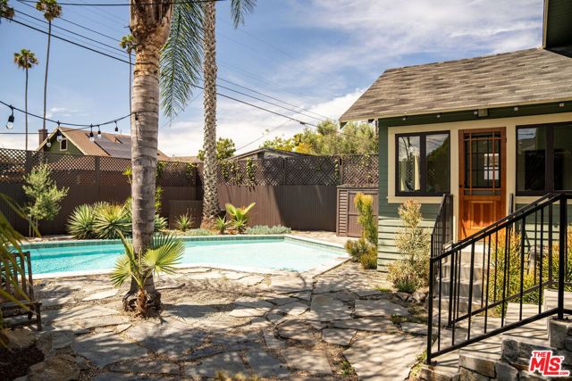 2122 W 29th Street, Los Angeles, CA 90018
