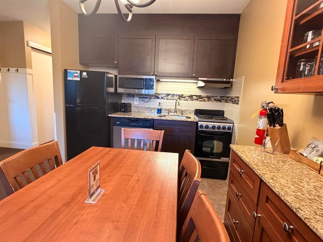 204 206 Qtr 2 Grand Summit Way 204 206 Qtr 2, Dover, VT 05356