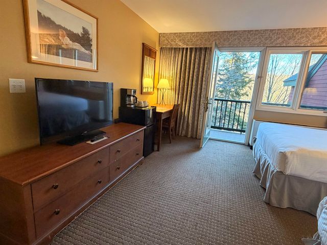 204 206 Qtr 2 Grand Summit Way 204 206 Qtr 2, Dover, VT 05356