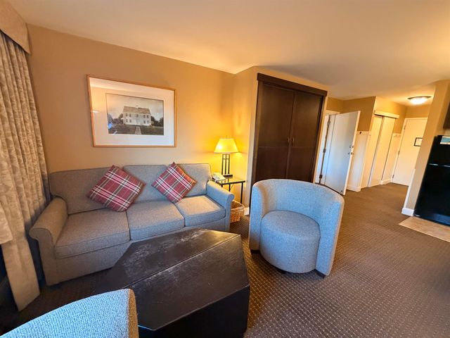 204 206 Qtr 2 Grand Summit Way 204 206 Qtr 2, Dover, VT 05356