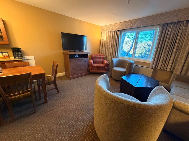 204 206 Qtr 2 Grand Summit Way 204 206 Qtr 2, Dover, VT 05356