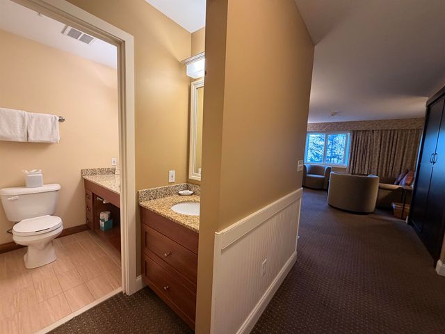 204 206 Qtr 2 Grand Summit Way 204 206 Qtr 2, Dover, VT 05356