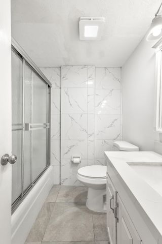1021 NE 24th Avenue 12, Pompano Beach, FL 33062