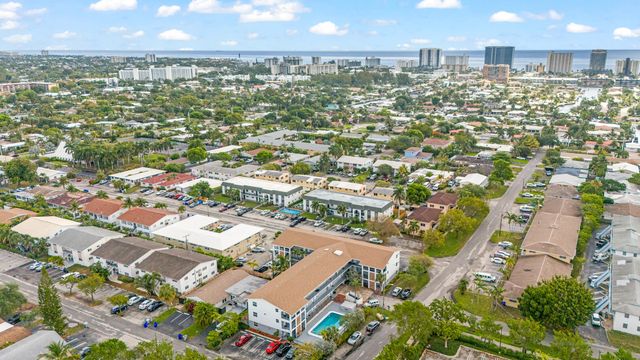 1021 NE 24th Avenue 12, Pompano Beach, FL 33062
