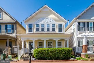 7768 GRANDWIND DR, Lorton, VA 22079