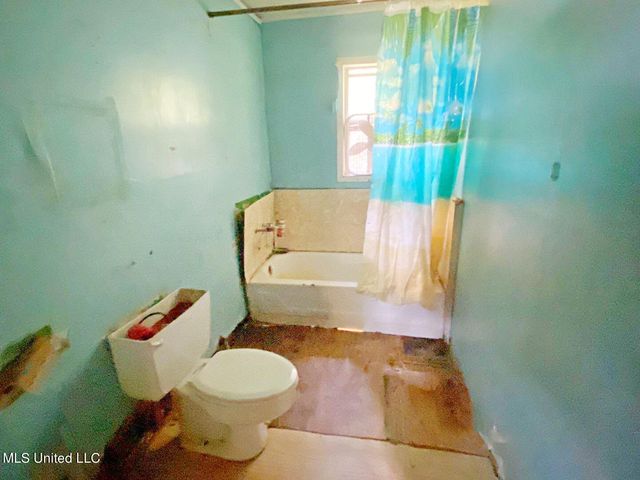 2825 Attala Road, 2207, Kosciusko, MS 39090