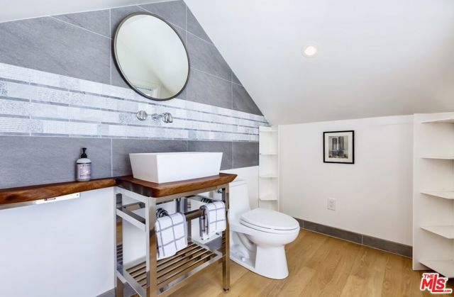 4219 Roma Court, Los Angeles, CA 90292
