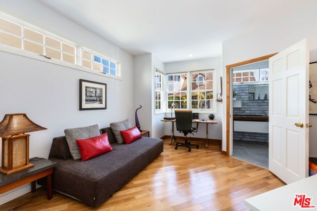 4219 Roma Court, Los Angeles, CA 90292