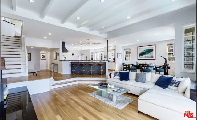 4219 Roma Court, Los Angeles, CA 90292