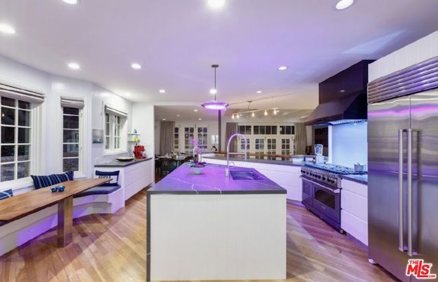 4219 Roma Court, Los Angeles, CA 90292