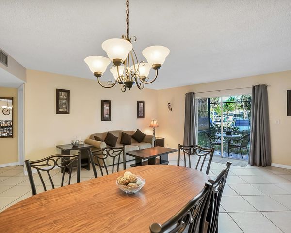 2061 NW 47th Terrace 103, Lauderhill, FL 33313
