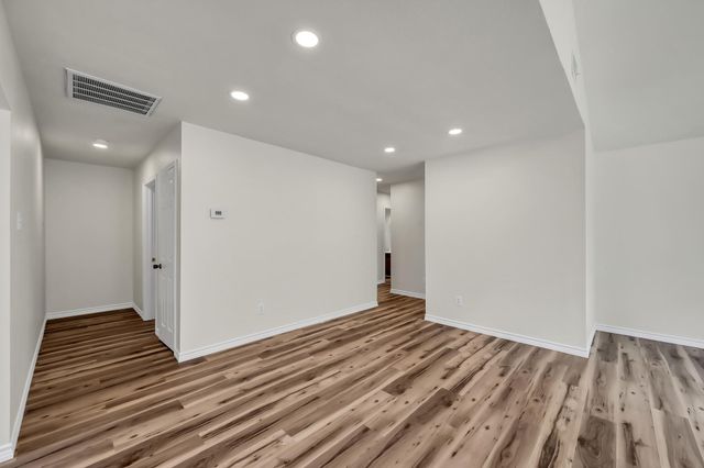 6 Forest Hollow, Trinity, TX 75862