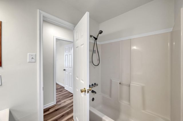 6 Forest Hollow, Trinity, TX 75862