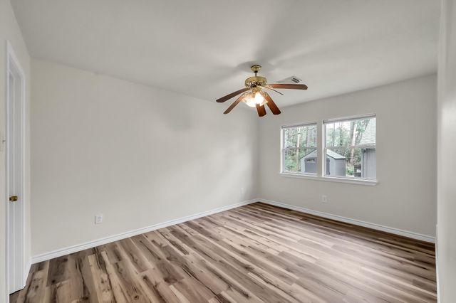 6 Forest Hollow, Trinity, TX 75862