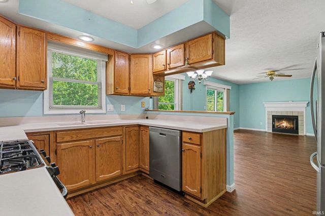 4130 Greenglade Court, South Bend, IN 46628