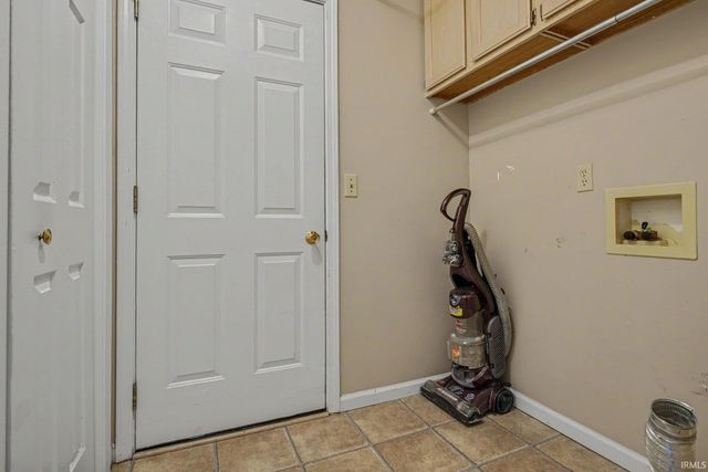4130 Greenglade Court, South Bend, IN 46628