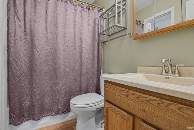 4130 Greenglade Court, South Bend, IN 46628