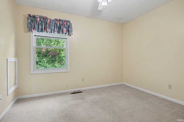 4130 Greenglade Court, South Bend, IN 46628