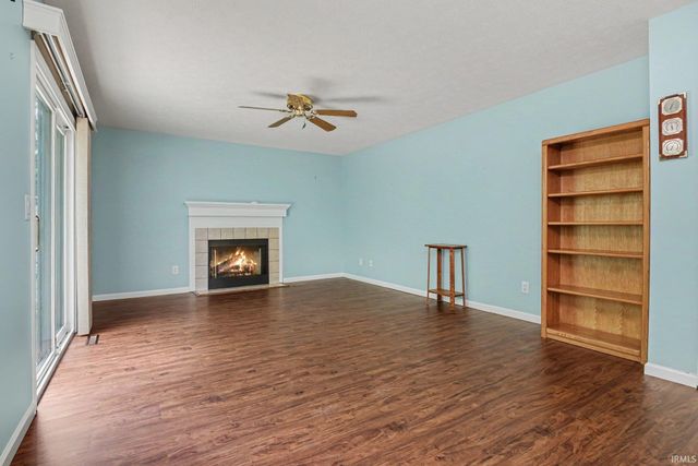 4130 Greenglade Court, South Bend, IN 46628