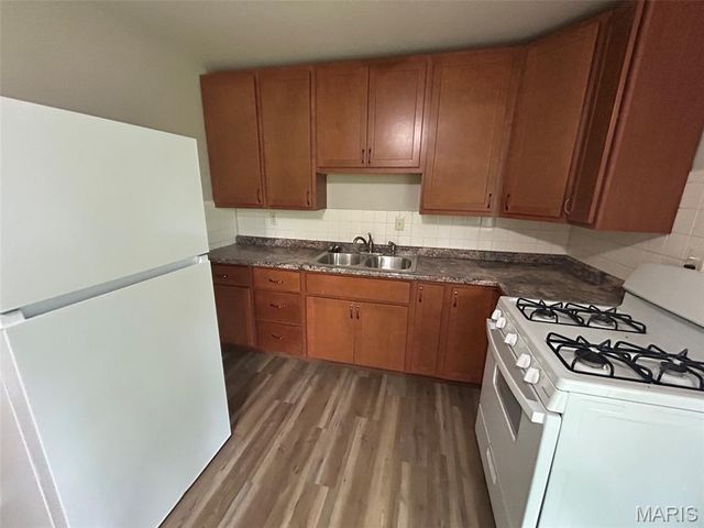 1360 Acredale Drive, Florissant, MO 63033