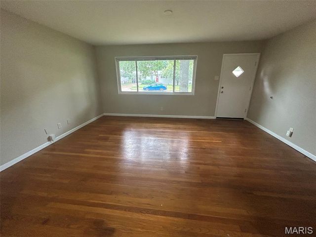 1360 Acredale Drive, Florissant, MO 63033