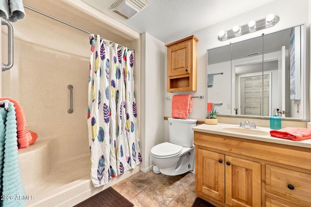 11018 W PALMERAS Drive, Sun City, AZ 85373