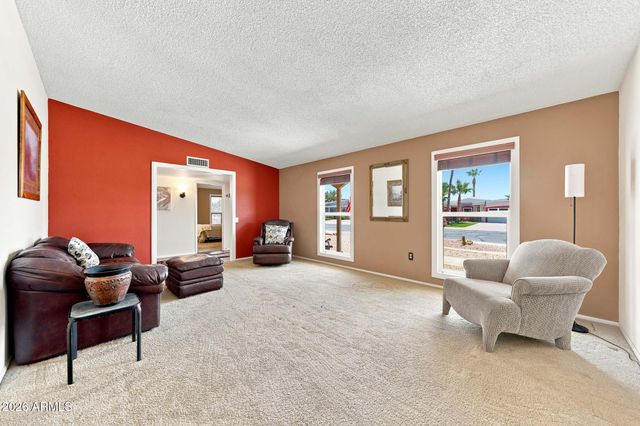 11018 W PALMERAS Drive, Sun City, AZ 85373