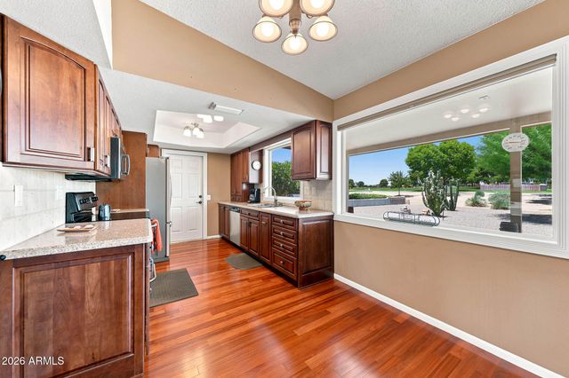 11018 W PALMERAS Drive, Sun City, AZ 85373