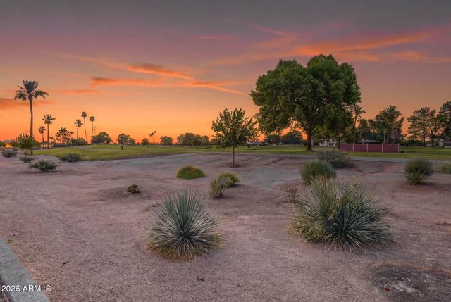 11018 W PALMERAS Drive, Sun City, AZ 85373