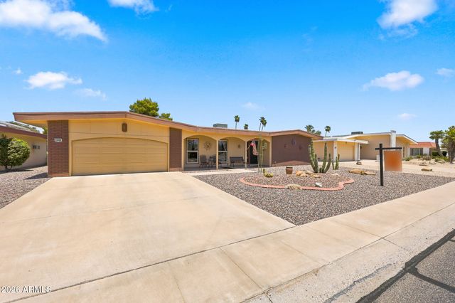11018 W PALMERAS Drive, Sun City, AZ 85373